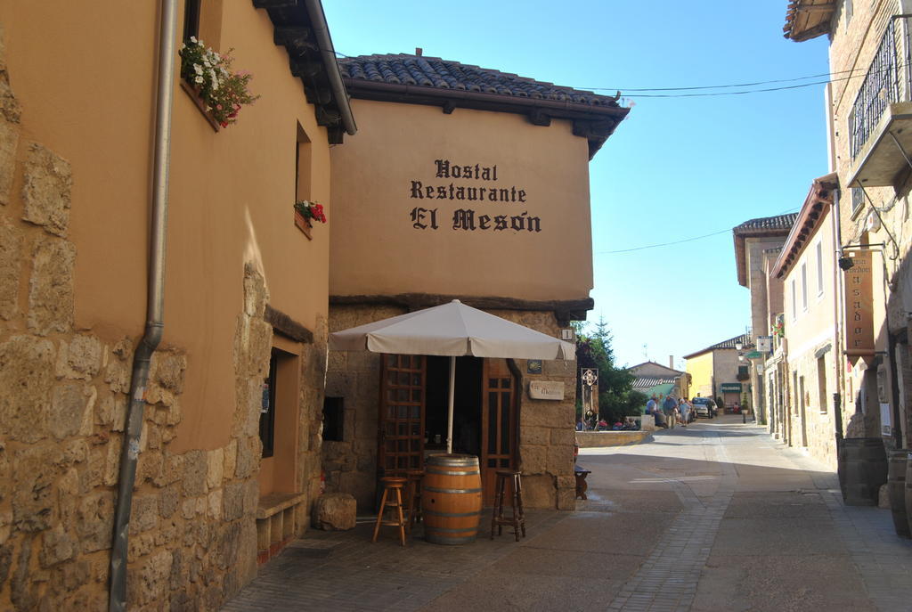 El Meson De Castrojeriz Exterior photo