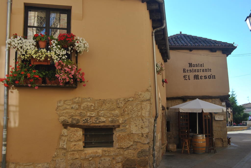 El Meson De Castrojeriz Exterior photo